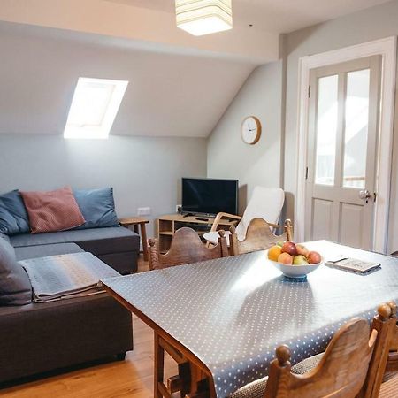 Hill House Apartment Maghera  ภายนอก รูปภาพ