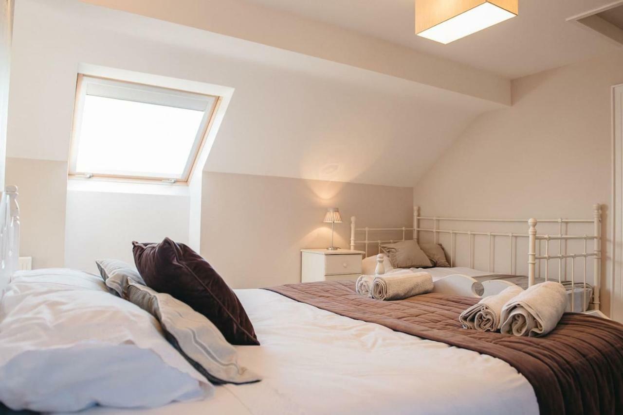Hill House Apartment Maghera  ภายนอก รูปภาพ