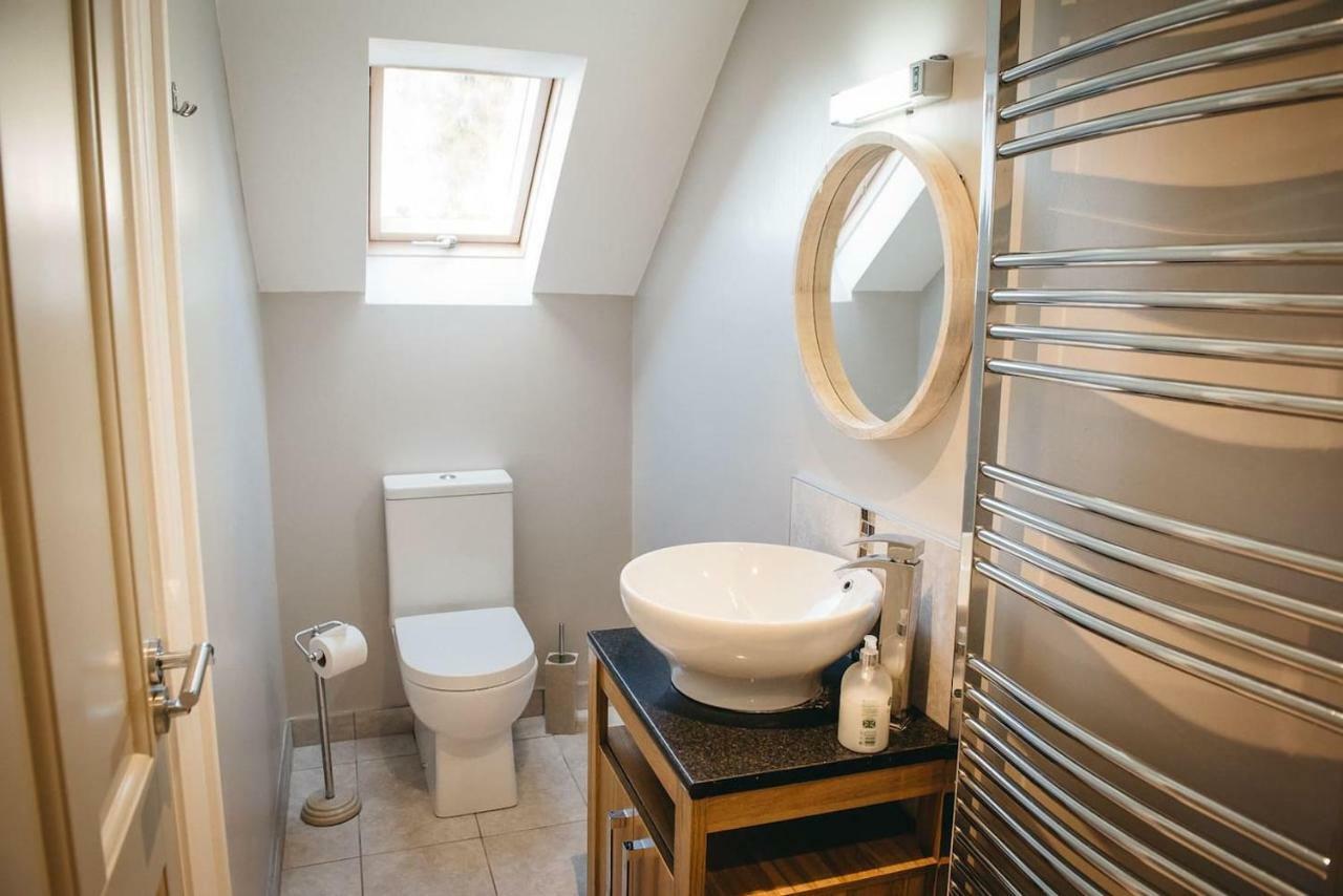 Hill House Apartment Maghera  ภายนอก รูปภาพ