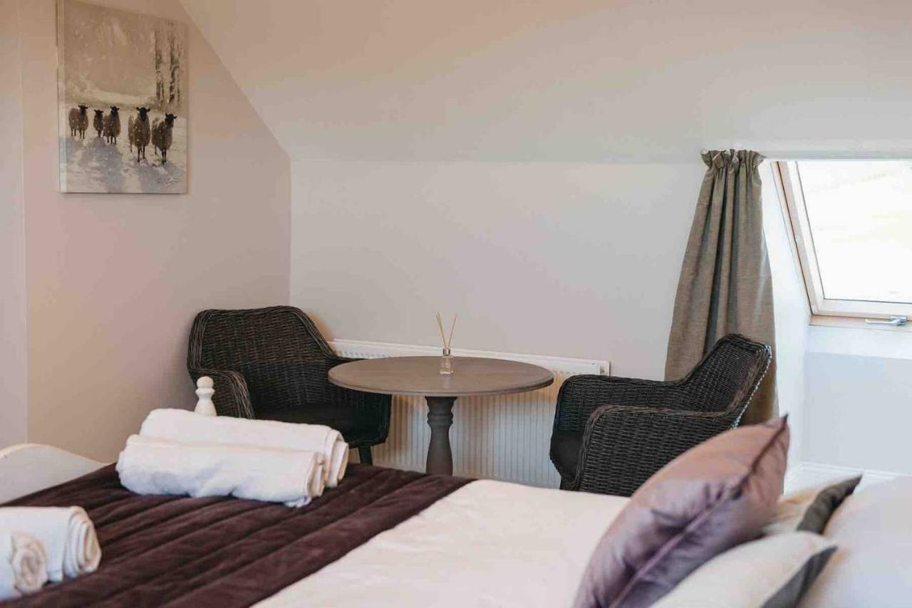 Hill House Apartment Maghera  ภายนอก รูปภาพ